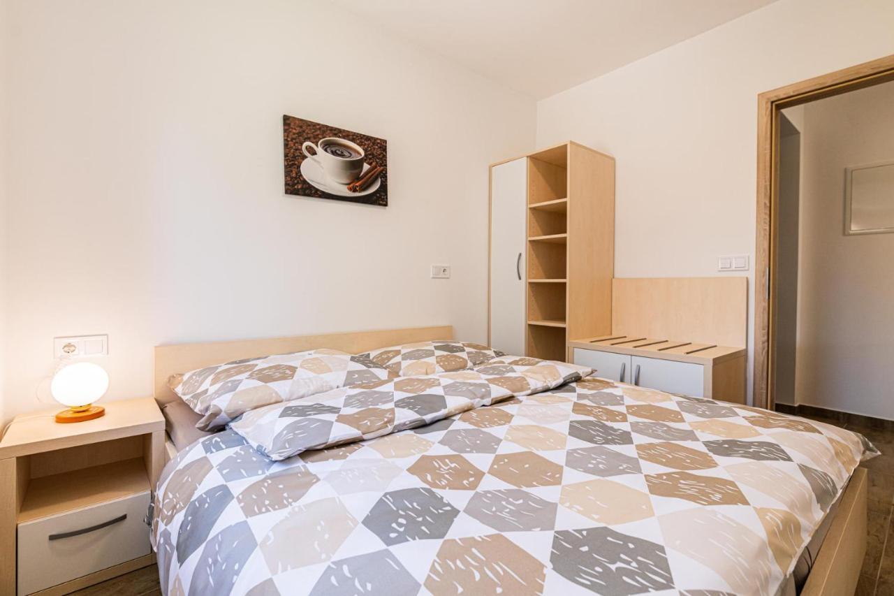Apartmaji Banonia 维尔兹 外观 照片