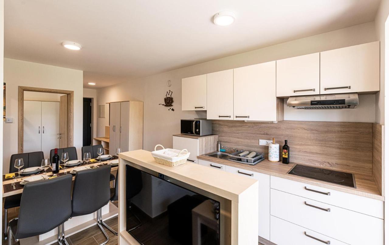 Apartmaji Banonia 维尔兹 外观 照片
